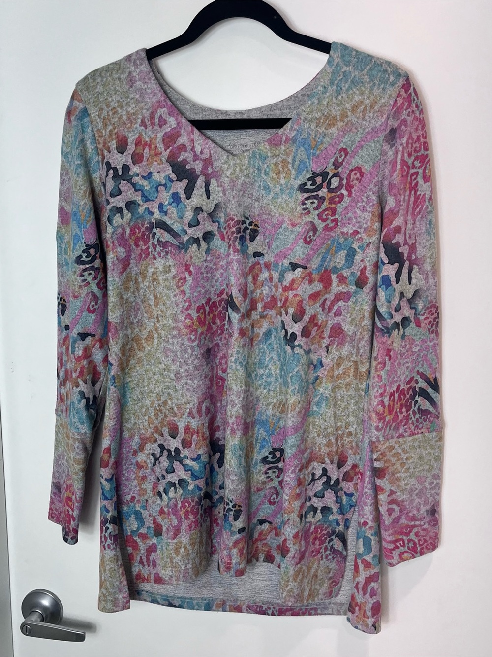 Soft Surroundings Wild Thing Knit Tunic Top‎ Small Grey Rainbow Colorful Animal